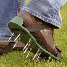 30 x 13cm Spikes Pair Lawn