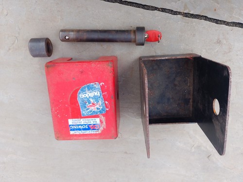 Bulldog hitch lock suitable - bulldog,