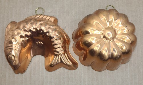 Vntg copper molds - molds, tin