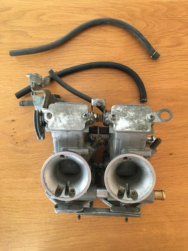 Honda carburettors nsr250r - honda,