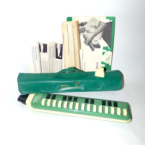 Vintage hohner melodica - hohner,