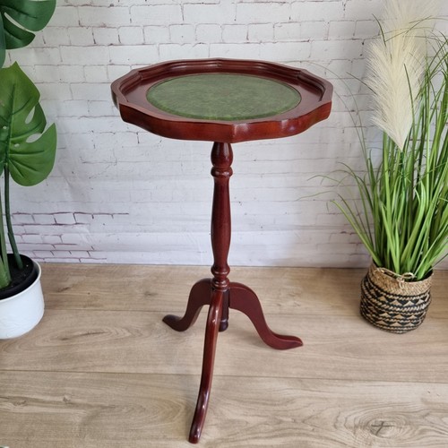 Vintage wooden wine side - vintage,