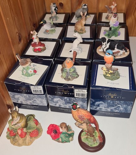 Border fine arts job lot - border,