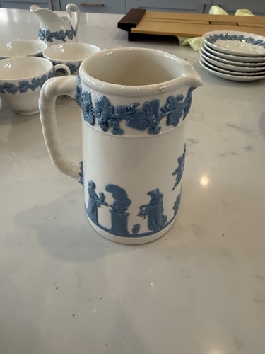 Wedgwood queens ware - queens,