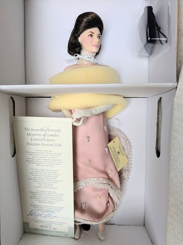 Franklin mint jacqueline - franklin,