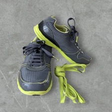 Zumba Lace-up Trainers Size 3.5-4