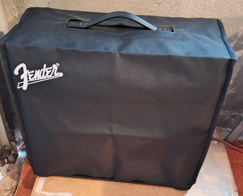 Fender combo amplifier - fender,