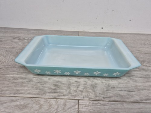 Vintage pyrex turquoise - vintage,
