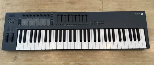 Novation flkey mk1 - 61,