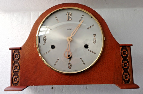 Art deco wooden mantel - ,