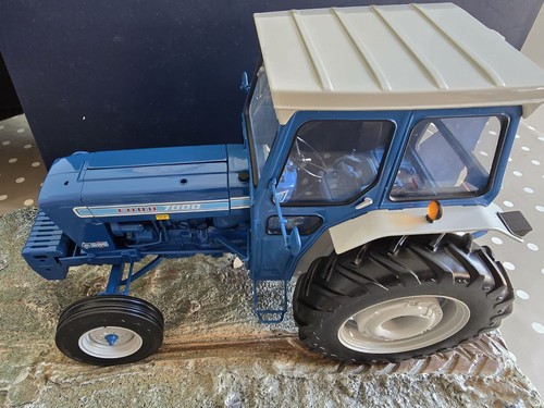 Ford 7000 tractor 2009 - ford,