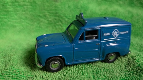 Vanguards corgi austin - vanguards,