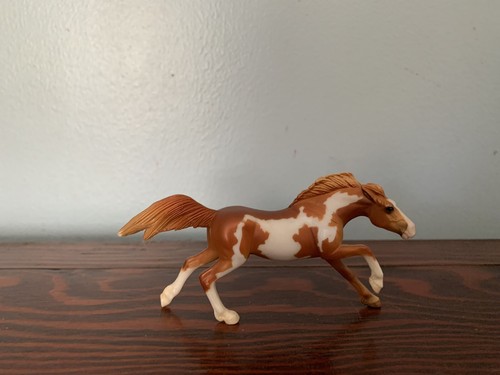 Breyer chestnut pinto mustang - breyer,