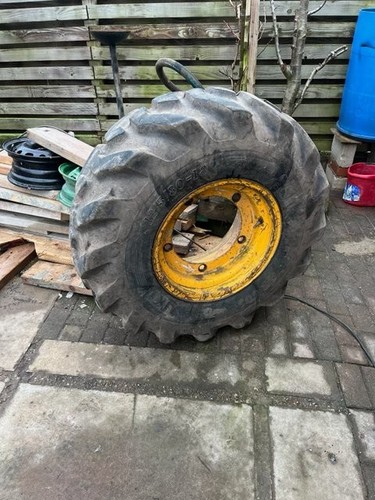 Jcb rim tyre - &,