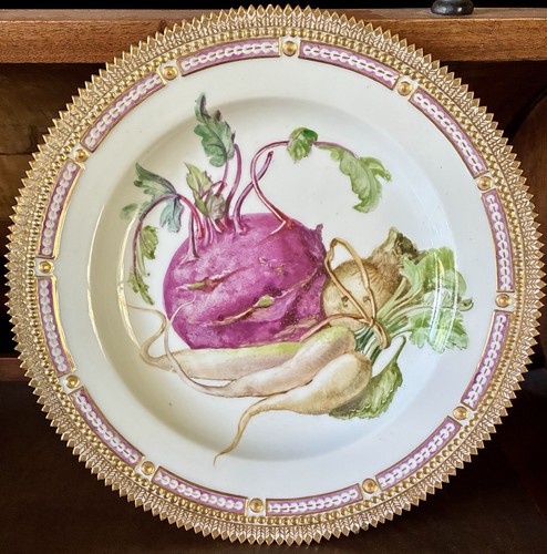 Antique royal copenhagen flora - royal,