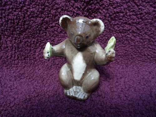 Beswick wild animals koala - animals,