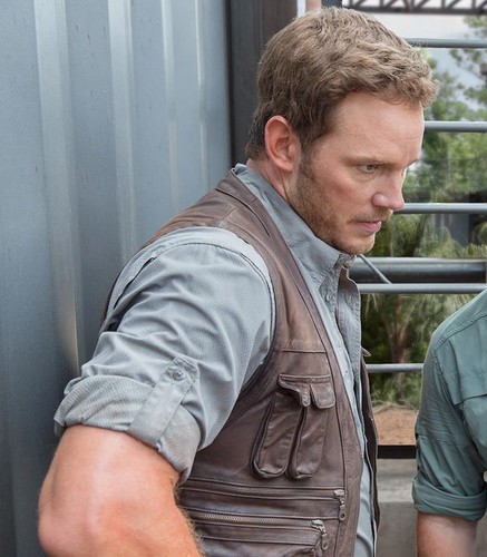 Jurassic world chris pratt - jurassic,