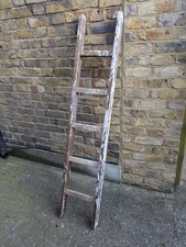 (12) VINTAGE  WOOD 5 RUNG