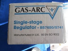 GAS -ARC SINGLE STAGE CO2 MIG WELDER REGULATOR C/W MINI MIG ADAPTOR HOSE