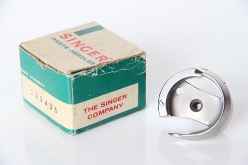 Vintage singer sewing machine - singer,