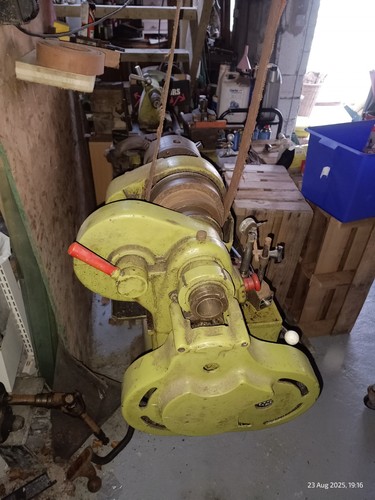 Ace metal engineering lathe - metal,