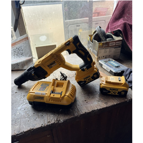 Dewalt dcm565 18v - dewalt,