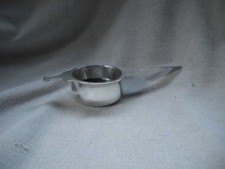 ARISTOCRAT TEA LEAF STRAINER &