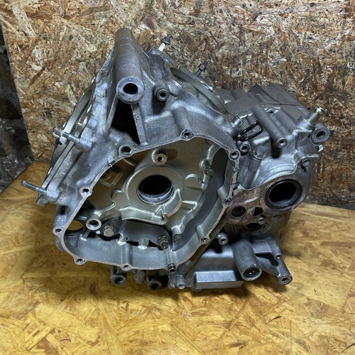 Sv650 engine crankcases - sv650,