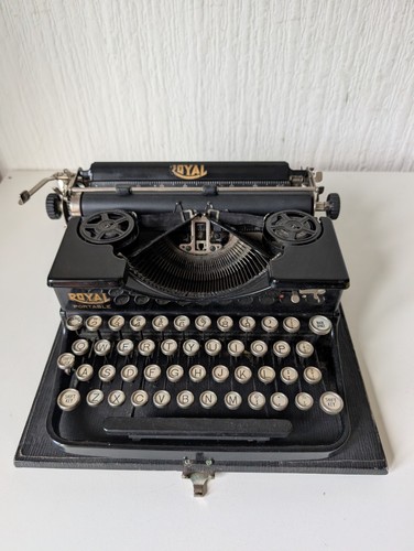 Antique 1930 royal - 1930's,