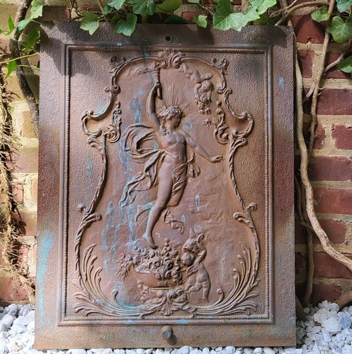 Vintage fire back antique - fire,