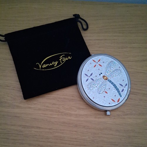 Vanity fair grace compact - fair,