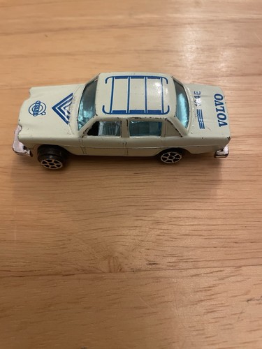 Summer 1970s white - summer, (no.s691)