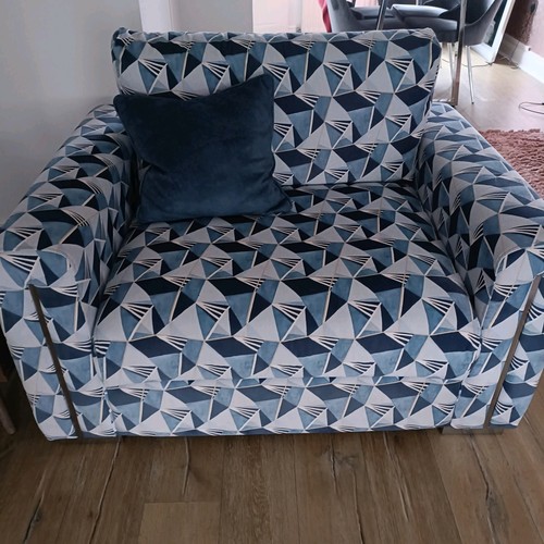 Cuddle chair - cuddle,