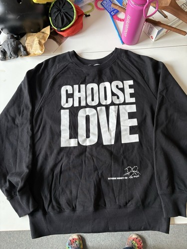 Katharine hamnett choose love - katharine,