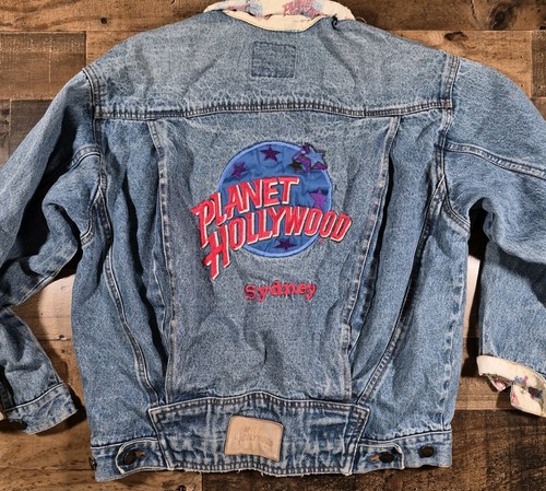 Planet hollywood sydney - planet,