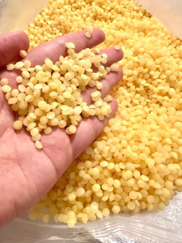 Yellow beeswax pellets - pellets,