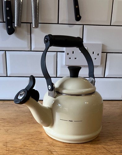 Creuset demi kettle - demi, l