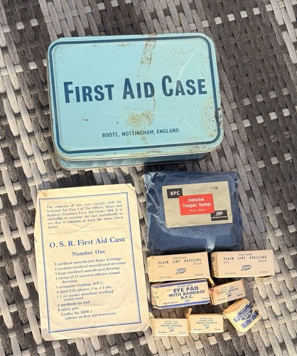 Vintage boots first aid - first, case