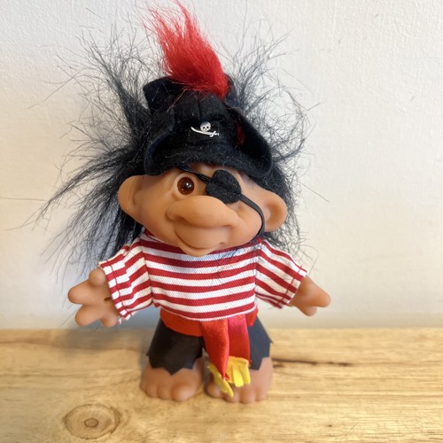 Vintage pirate troll dam - pirate,