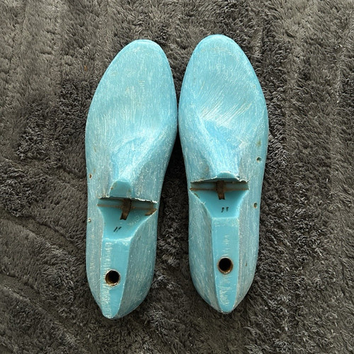 Wooden shoe boot trees - wooden, pair