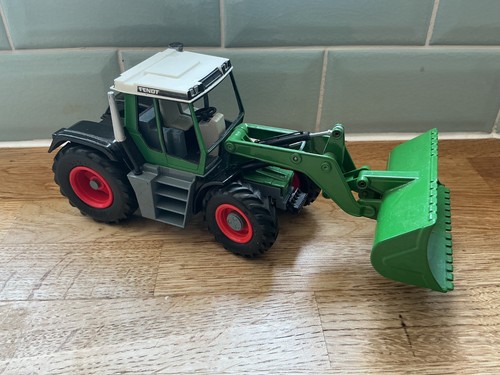 Siku fendt 4wd farm toy - 1/32,