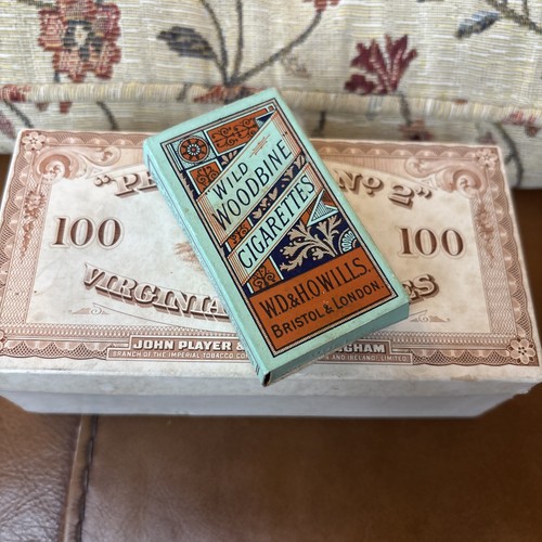 Old vintage cigarette - cigarette, boxes
