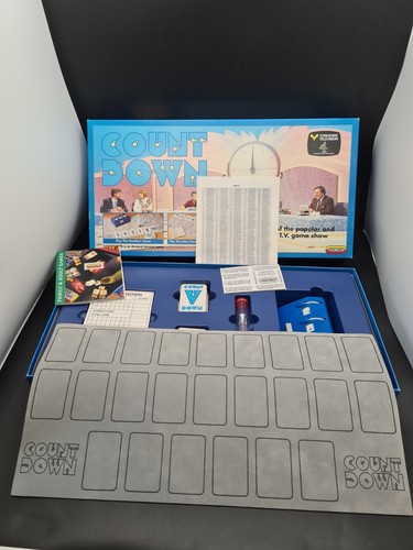 Vintage countdown board game - board,