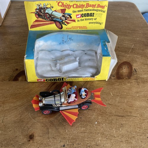Corgi 266 chitty - chitty, ban