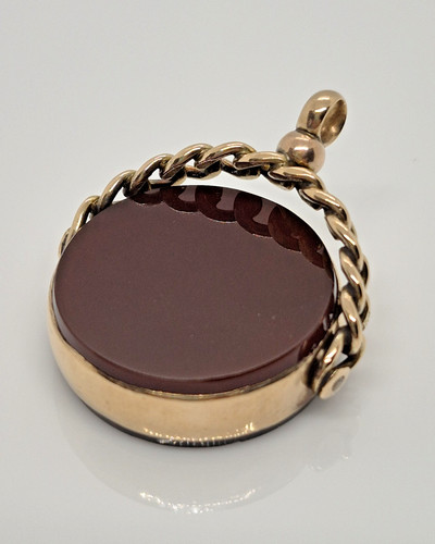 Antique 9ct gold - bloodstone, &
