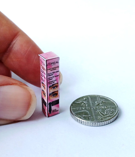 Dolls house miniature - dolls,