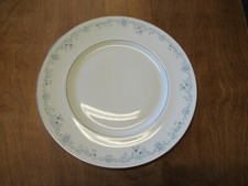 Royal Doulton England ANGELIQUE Dinner Plate 10 1/2" 1 ea    3 available