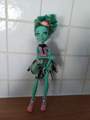 Monster high honey swamp - monster, doll