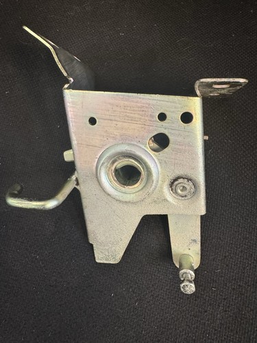 Triumph tr6 bonnet catch - tr6,