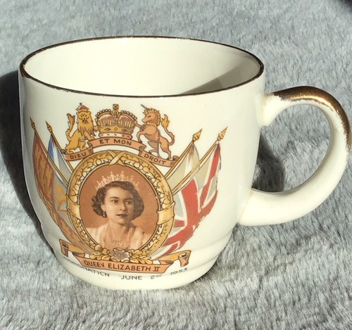 Vintage queen elizabeth - queen,